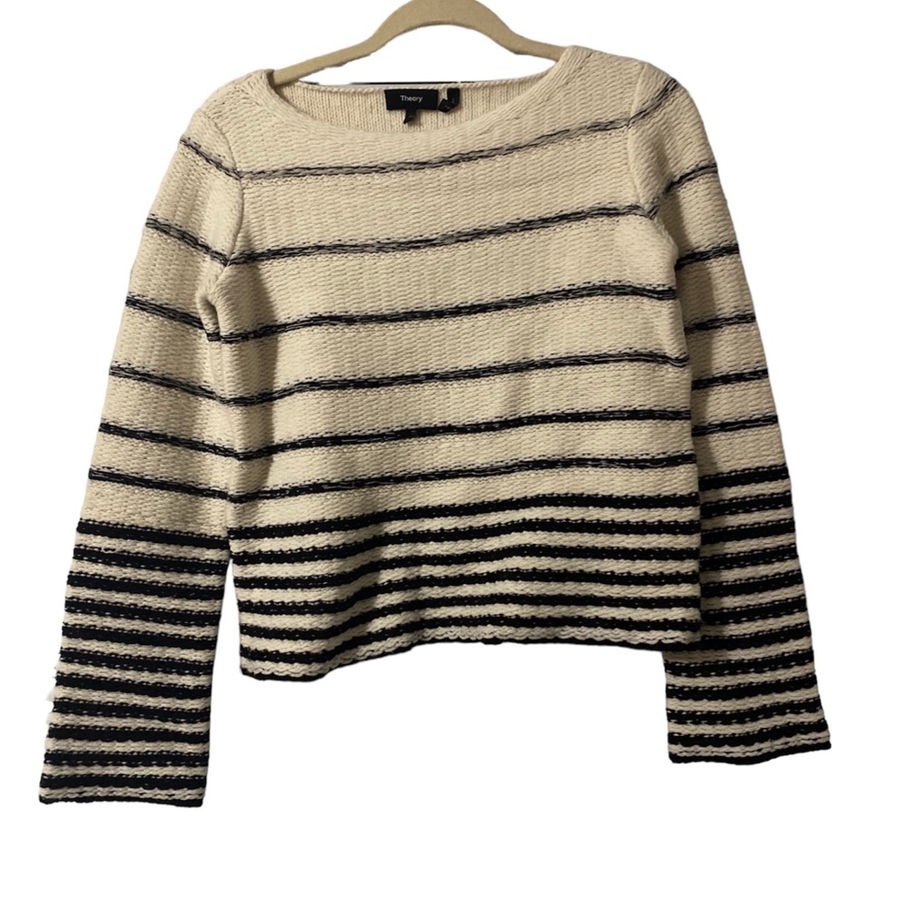 Beautiful theory wool sweater
